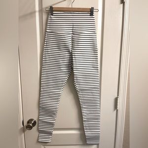 BNWT Glyder leggings, size S (4-6)